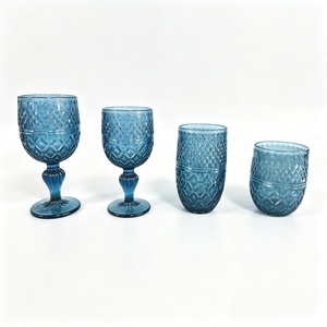 Calici in Vetro Moderni Vintage all'Ingrosso - Bicchieri <span class=keywords><strong>da</strong></span> Vino di Alta Qualità con Rilievo per Centrotavola Matrimoniali e Bar Domestici - Product Image 2