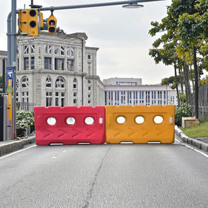 Fornitura professionale 1.2 metri HDPE all'aperto Anti-collisione cavallo acqua barriera <span class=keywords><strong>Guardrail</strong></span> sicurezza stradale - Product Image 4