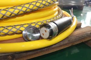 Zero Buoyancy ROV Umbilical Tether <b>Cable</b> Integrated Fiber Power Control Wire Subsea <b>Waterproof</b> <b>Cable</b> With Watertight Connector - Product Image 1
