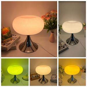 Lampada <span class=keywords><strong>da</strong></span> scrivania creativa Bauhaus verde Apple <span class=keywords><strong>paralume</strong></span> in vetro dimmerabile e Base in ferro lampada <span class=keywords><strong>da</strong></span> <span class=keywords><strong>comodino</strong></span> decorazione per la casa in vetro lampada <span class=keywords><strong>da</strong></span> tavolo - Product Image 2