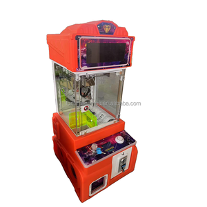<span class=keywords><strong>Mini</strong></span> machine à griffes à LED avec écran d'affichage <span class=keywords><strong>Mini</strong></span> arcade Distributeur de prix de jouets en peluche à pièces - Product Image 1