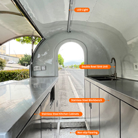 Remorque alimentaire mobile entièrement équipée avec cuisine en acier inoxydable pour la vente de pizzas et de café en ambulant