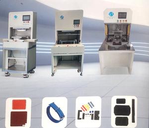 Prensa Punzonadora de Doble Plataforma con Control PLC y Operación Manual, Soporte de Rodamientos Duradero, Motor Flexible para Bolsas de Bebidas y Alimentos - Product Image 1