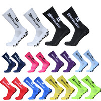 Vente en gros de chaussettes de football antidérapantes pour hommes, chaussettes de sport antidérapantes FS