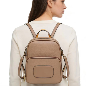 Zaino di Lusso in Vera Pelle di Marca Prestigiosa, Design di Alta Gamma, Leggero e Lussuoso per Pendolari, Zaino da Donna - Product Image 1