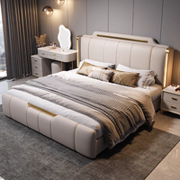 Nouveau Lit en Cuir Italien Luxe Léger 2026, 1,8 m, Style Moderne Simple, pour Chambre Principale, Ambiance Haut de Gamme, Lit Double Rembourré, Lit de Mariage