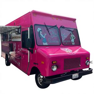 Remolque de cocina móvil con barra de remolque, restaurante sobre ruedas, camión de venta de pizza, helados y aperitivos, aislado - Product Image 1