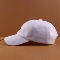 Chapeau de papa personnalisé à 6 panneaux de marque privée Casquette de baseball noire de jais souple et non structurée avec logo brodé pour les entreprises