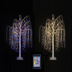 Arbre lumineux à 224 LED, lumière chaude/multicolore, hauteur 150 cm, IP44, avec télécommande - Product Image 1