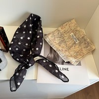 Echarpe carrée en coton et lin à motifs double face Protection du cou Echarpe littéraire rétro Echarpe en soie Foulard pour femmes Bandeau pour femmes