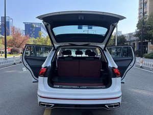 <span class=keywords><strong>Tiguan</strong></span> L <span class=keywords><strong>2023</strong></span> Facelift 380TSI Automático 4WD R-Line Edición Flagship de 7 Plazas - Product Image 6