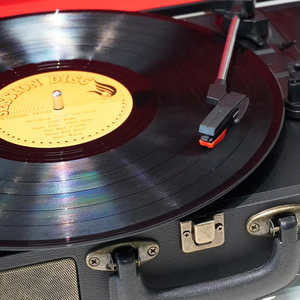 Tourne-disque vinyle en bois avec adaptateur 3,5 mm et sortie RCA pour décoration vintage de salon - Compatible lecteur <span class=keywords><strong>CD</strong></span> - Product Image 4