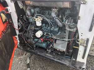 لودر صغير شعبي مستعمل من نوع بوبكات S450 S300 S160 رباعي الدفع مع دلو للبيع S300 - Product Image 3