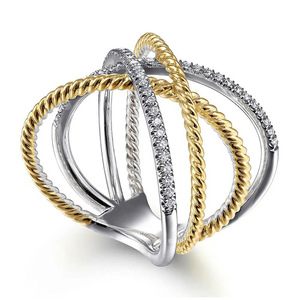 Anello da donna con design geometrico a spirale multistrato e cavo - Product Image 2