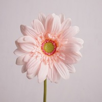 Bunga Gerbera Daisy Buatan Sutra Sentuhan Asli Tekstur Timbul Berkualitas Tinggi untuk Dekorasi Pernikahan dan Rumah
