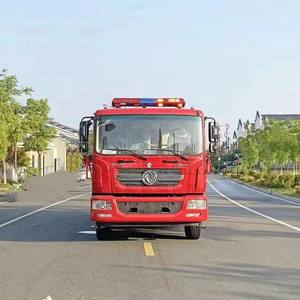 <span class=keywords><strong>Camion</strong></span> <span class=keywords><strong>de</strong></span> pompiers Dongfeng 8 tonnes à mousse carrée haute efficacité pour l'extinction d'incendies - Product Image 3