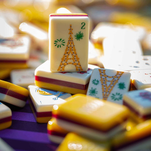 Jeu de tuiles de mahjong jaunes à thème parisien de style européen et américain avec 160 pièces pour le jeu de mahjong - Product Image 5