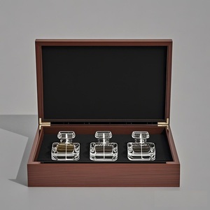 Profumo fatto a mano personalizzato 50ml bottiglia di presentazione Premium legno di bambù scatole di imballaggio regalo con coperchio boxlucernario disegni di lusso - Product Image 2