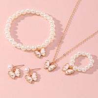 Bestseller Emaille-Schmetterling Imitationsperlen Schmuckset, Vielseitiges Damen-Schmuckset für Tägliches Tragen & Geburtstagsgeschenk
