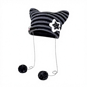 MADESHINE Y2K Bonnet d'hiver en jacquard rayé, tricoté, avec oreilles de chat mignonnes, croix étoilée, cornes de <span class=keywords><strong>diable</strong></span>, chaud, crocheté, broderie 3D, plage - Product Image 2