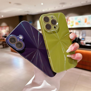 Custodia per telefono di lusso colorata aurora laser CD per <span class=keywords><strong>iPhone</strong></span> 16 15 14 13 12 <span class=keywords><strong>11</strong></span> <span class=keywords><strong>Pro</strong></span> <span class=keywords><strong>Pro</strong></span> <span class=keywords><strong>Pro</strong></span> 16 Plus <span class=keywords><strong>Cover</strong></span> <span class=keywords><strong>rigida</strong></span> antiurto sottile opaca - Product Image 4