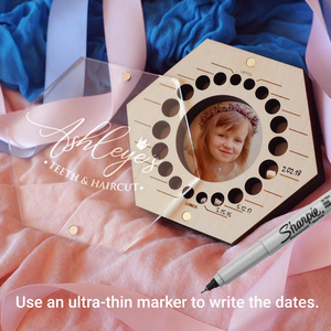 Scatola portaoggetti personalizzata OEM ODM a forma di cubo per conservare denti e ricordi, ideale come regalo per baby shower, primo taglio di capelli e conservazione dei denti della bambina. - Product Image 3