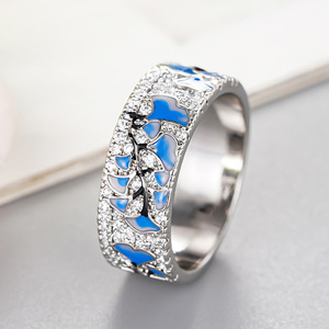 Anello A180 in Oro Bianco con Diamante, Anello di Fidanzamento da Donna con Diamante Naturale Taglio Brillante Rotondo Colore G, Design Floreale - Product Image 3