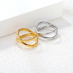 Bagues en acier inoxydable étanches à double anneau, bijoux en grappe plaqués or 18 carats pour femmes, bagues d'anniversaire tailles 6-8 - Product Image 1