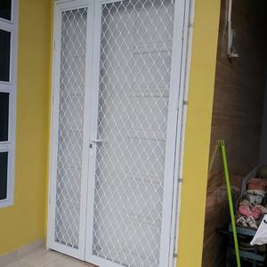 אבקה מצופה אלומיניום אמפלימש אלומיניום מצופה אלומיניום כיתה 6063 רשת לסורגים להגנה על חלון - Product Image 4