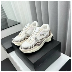<span class=keywords><strong>Scarpe</strong></span> firmate di lusso 2025 in pizzo traspirante da esterno <span class=keywords><strong>scarpe</strong></span> sportive da uomo e da <span class=keywords><strong>donna</strong></span> personalizzabili di marca - Product Image 1