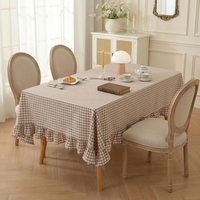 Nappe à volants en coton gingham 100 % DUOLAI, couverture de table à bords festonnés à carreaux pour la maison, la cuisine, les mariages et les fêtes