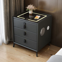 Table de Chevet Intelligente et Moderne pour Chambre à Coucher, Trois Tiroirs, Chargeur Sans Fil, Lumière LED, Verre Trempé, Rembourrée, pour la Maison