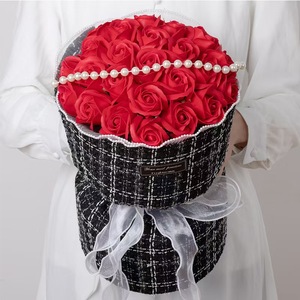 Rosas Artificiales al por Mayor, Pequeño Ramo de Rosas Perfumadas, Flor de Jabón Terminada, Regalo de Cumpleaños, Regalo de San Valentín - Product Image 3