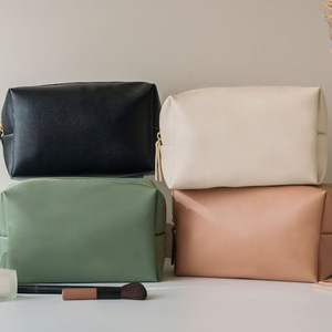 กระเป๋าเครื่องสำอางผู้หญิงหนัง PU สไตล์มินิมอลสไตล์ญี่ปุ่นและเกาหลี ความจุขนาดใหญ่ กระเป๋าใส่อุปกรณ์อาบน้ำกันน้ำ พกพาสะดวกและ - Product Image 3