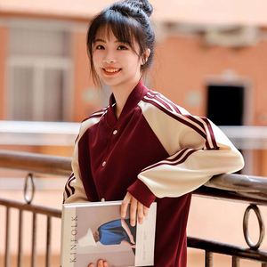 เสื้อแจ็คเก็ตบอมเบอร์ลายพรางแบบกำหนดเอง ผ้าโพลีเอสเตอร์สีสันตัดกัน สไตล์วาร์ซิตี้ สำหรับทุกเพศ - Product Image 2