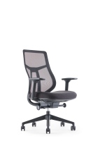 Chaise de bureau exécutive moderne en tissu Furicco, cadre en aluminium, réglable en hauteur, pour usage domestique ou professionnel.