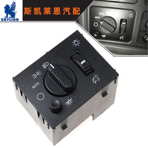 Interruptores de Faros Delanteros para Camioneta Chevrolet GMC Compatibles con los Números de Modelo 19381535 D1595G 1S8489 - Product Image 2