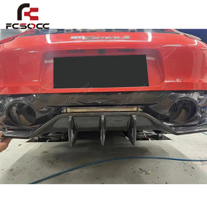 Aileron de lèvre de pare-chocs de diffuseur arrière en Fiber de carbone Offres Spéciales pour <span class=keywords><strong>Porsche</strong></span> <span class=keywords><strong>911</strong></span> 992 <span class=keywords><strong>Carrera</strong></span> 4 S 4 S coupé mise <span class=keywords><strong>à</strong></span> niveau avant moderne <span class=keywords><strong>à</strong></span> 2 portes - Product Image 4