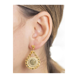   Pendientes Uruplu de Oro de 22 Quilates (3320) - Hermosos Pendientes con Forma de Mariposa y Flor, Modernos, Chapados en Oro de 14K y 18K, con Rubíes y Diamantes como Piedras Principales - Product Image 1