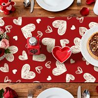 Nouvelle cheminée de table pour la Saint-Valentin, décoration de table pour la Saint-Valentin avec motif cœur