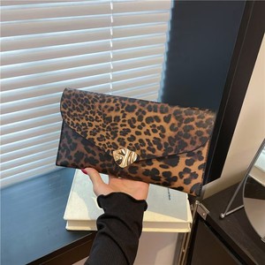 Monedero de Mujer con Estampado de Leopardo, Cartera Corta Plegable de Cuero PU, Tarjetero para Mujer, para Uso Diario, Bolso de Mano para Mujer - Product Image 3