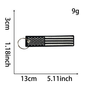 Porte-clés brodé personnalisé noir style sport avec logo lettre brodée, idéal comme cadeau promotionnel - Product Image 5