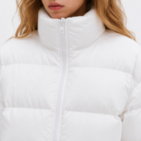Doudoune légère matelassée pour femme, manteau d'hiver en duvet de canard uni, fermeture éclair, décontractée, personnalisable OEM ODM, vente en gros