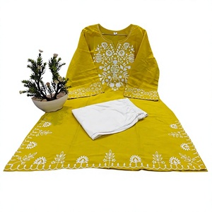 Conjunto de Kurta y Salwar de Algodón Bordado Amarillo, Transpirable, Holgado, de Verano, para Mujer, Estilo Étnico - Product Image 1