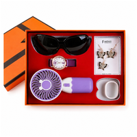Coffret Cadeau Femme Été : Mini Ventilateur Portable, Montre Tendance, Ceinture en Cuir, Boucles d'Oreilles - Kit 4 Pièces pour Voyage et Refroidissement Personnel en Extérieur