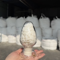 Sulfate d'aluminium de qualité industrielle sans fer, pureté 17%, en flocons blancs, Shandong Jiada, traitement de l'eau, fabrication de papier, ISO9001, PH