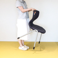 Ensemble de bureau d'école en plastique moderne et durable et chaise ergonomique avec design double face, empilable, utilisation multi-scènes