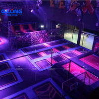 Zosi — projet pour Trampoline, parc de gymnastique coloré, personnalisé, avec glissades