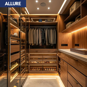 Allure Armoire Walk-In Design personnalisé Armoire standard 3 portes Mobilier de chambre à coucher haut de gamme Fabrication d'armoires en bois et acier - Product Image 1