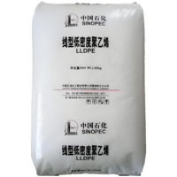 Granulés de résine vierge LLDPE DFDC7050 Sinopec, qualité film soufflé, incolores, haute brillance, haute résistance, 25 kg/sac